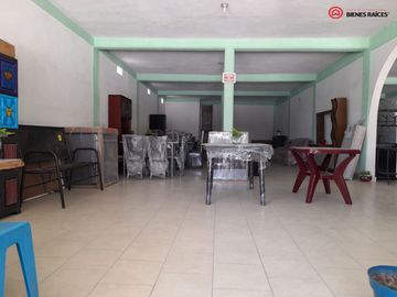 EN VENTA LOCAL COMERCIAL CON DEPARTAMENTO EN ACTOPAN
