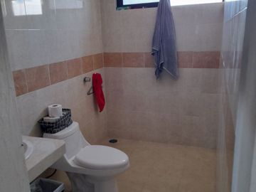 EN VENTA LOCAL COMERCIAL CON DEPARTAMENTO EN ACTOPAN