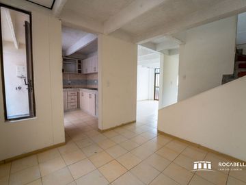 ¡EN VENTA! Casa Espaciosa y Acogedora en una Zona Segura y Familiar de Pereira