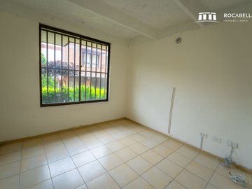 ¡EN VENTA! Casa Espaciosa y Acogedora en una Zona Segura y Familiar de Pereira