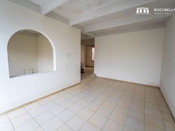 ¡EN VENTA! Casa Espaciosa y Acogedora en una Zona Segura y Familiar de Pereira