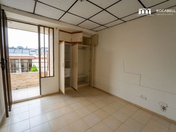 ¡EN VENTA! Casa Espaciosa y Acogedora en una Zona Segura y Familiar de Pereira