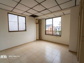 ¡EN VENTA! Casa Espaciosa y Acogedora en una Zona Segura y Familiar de Pereira
