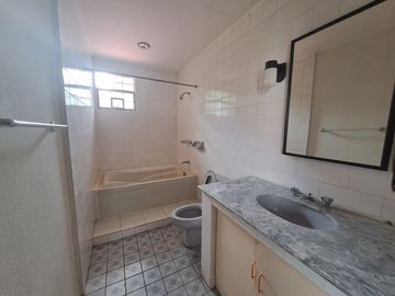 7 Bedroom House and Lot in Dasmarinas Village for Sale