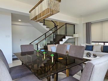 Brand New High Quality Cubao Townhouses for Sale!