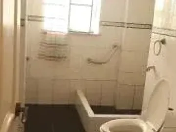 VENDO EDIFICIO EN TUMBES A 3 CUADRAS DE LA PLAZA DE ARMAS (ER)