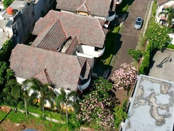 PRIVATE COMPOUND (6 UNIT RUMAH) JL M KAHFI / JAGAKARSA, JAKSEL
