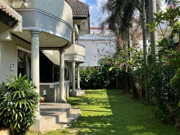PRIVATE COMPOUND (6 UNIT RUMAH) JL M KAHFI / JAGAKARSA, JAKSEL