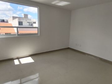 CASA EN VENTA EN LAS TROJES RESIDENCIAL CORREGIDORA QUERETARO