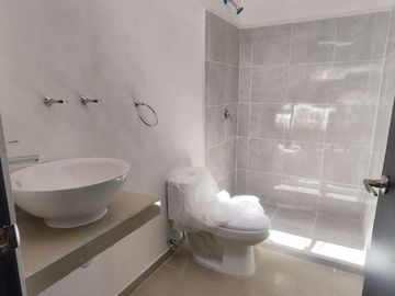 CASA EN VENTA EN LAS TROJES RESIDENCIAL CORREGIDORA QUERETARO