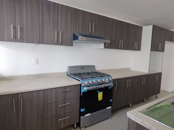CASA EN VENTA EN LAS TROJES RESIDENCIAL CORREGIDORA QUERETARO
