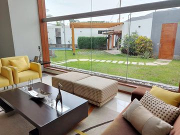 Linda casa en Las Lagunas