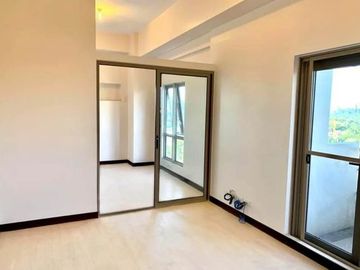 1BR Condo Unit for Sale at Pasay City