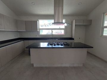 CASA EN VENTA METEPEC RESIDENCIAL LA MAGDALENA CON JARDÍN AMPLIO