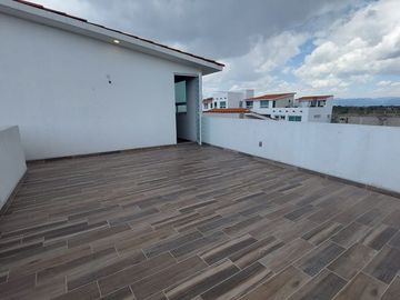 CASA EN VENTA METEPEC RESIDENCIAL LA MAGDALENA CON JARDÍN AMPLIO