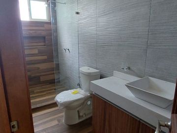 CASA EN VENTA METEPEC RESIDENCIAL LA MAGDALENA CON JARDÍN AMPLIO