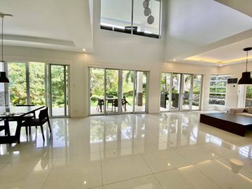 Elegant 2-Storey 5-Bedroom Beach House & Lot for SALE in Anvaya Cove Morong Bataan