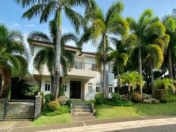 Elegant 2-Storey 5-Bedroom Beach House & Lot for SALE in Anvaya Cove Morong Bataan