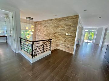 Elegant 2-Storey 5-Bedroom Beach House & Lot for SALE in Anvaya Cove Morong Bataan