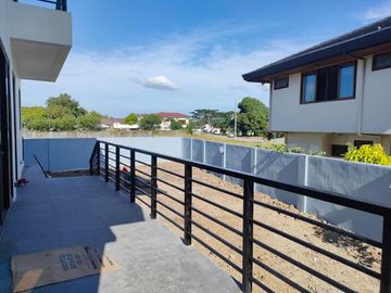 BRAND NEW HOUSE FOR SALE AT THE ORCHARD GOLF AND COUNTRY CLUB
