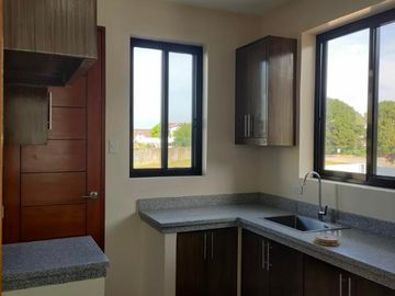 BRAND NEW HOUSE FOR SALE AT THE ORCHARD GOLF AND COUNTRY CLUB