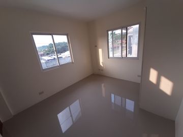 4 Bedroom Unit Ready for Occupancy (RFO) in Tierra Verde Subic