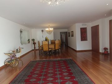 Vendo Departamento en Surco