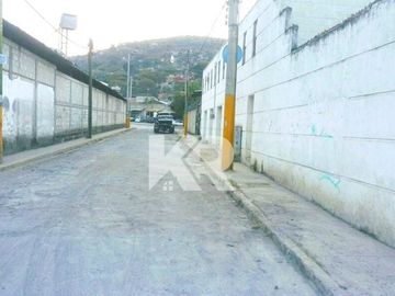 BODEGA EN RENTA EN LA JOYA