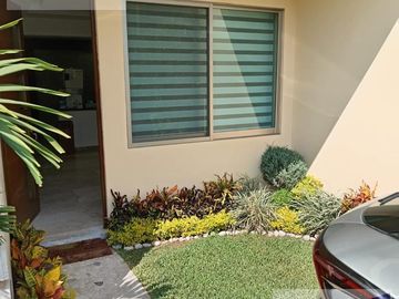 CASA EN VENTA CONDOMINIO FRACCIONAMIENTO BRISAS DEL MAR EN JIUTEPEC MOR.