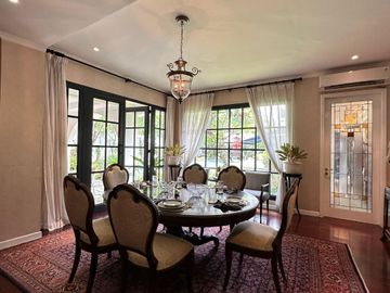 Rumah Hoek Cantik Super Mewah Strategis Permata Hijau Dekat Senayan Jakarta Selatan