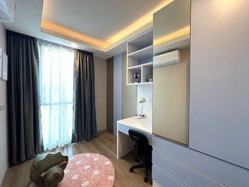 2 Bed room condo For sale in Chiangmai