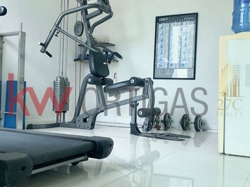Modern House for Sale in Mahogany Place 1, Taguig City