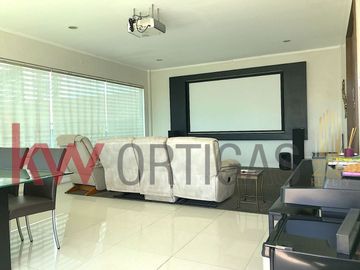Modern House for Sale in Mahogany Place 1, Taguig City