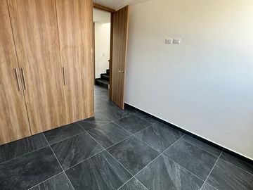 Casa en venta al sur de la ciudad de Puebla, Col. Minerales, 3 recamaras.