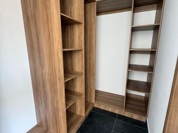 Casa en venta al sur de la ciudad de Puebla, Col. Minerales, 3 recamaras.