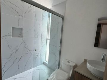 Casa en venta al sur de la ciudad de Puebla, Col. Minerales, 3 recamaras.