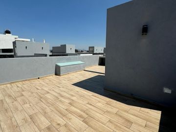 Casa en venta al sur de la ciudad de Puebla, Col. Minerales, 3 recamaras.