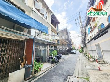 อาคารพาณิชย์ 3 ชั้น ซอยนราธิวาสราชนครินทร์6 (ใกล้สำนักงานเขตสาทร)