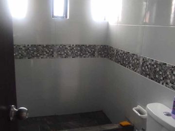 en Venta Casa rentera de 3 departamentos en Ricaurte