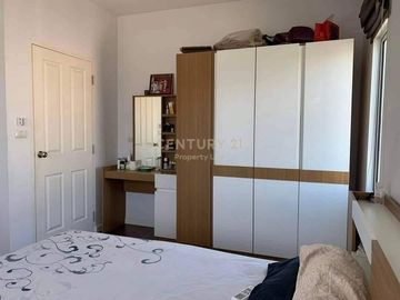 Townhome for sale behind the corner of TOWN AVENUE 60's Vibhavadi 60, connected to the main road Vibhavadi Rangsit and Phaholyothin Road/52-TH-66073