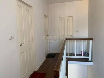 Townhome for sale behind the corner of TOWN AVENUE 60's Vibhavadi 60, connected to the main road Vibhavadi Rangsit and Phaholyothin Road/52-TH-66073