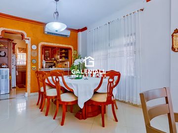 Excelente Villa Casa en Venta en el Centro de Machala, Ecuador
