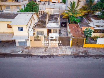Excelente Villa Casa en Venta en el Centro de Machala, Ecuador