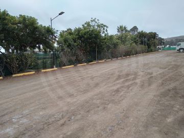 SE VENDE TERRENO EN ESQUINA DE 144 M2 CERCA A PISCINA EN CONDOMINIO EN CHOCAYA KM 92.5