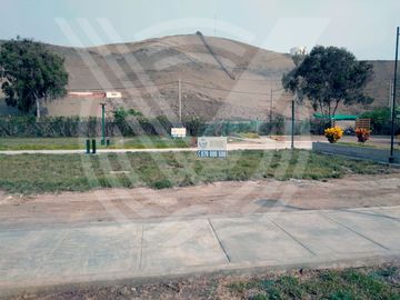 SE VENDE TERRENO EN ESQUINA DE 144 M2 CERCA A PISCINA EN CONDOMINIO EN CHOCAYA KM 92.5
