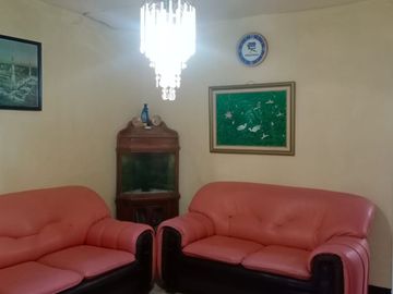 House for sale in the Griya Bandung Asria Complex which is in a residential area with a strategic location suitable for boarding houses