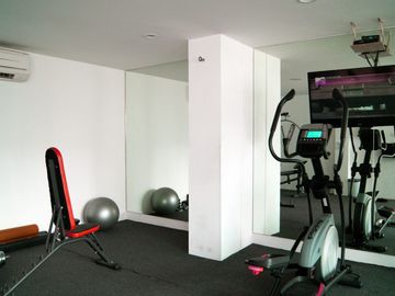 EXCELENTE OPORTUNIDAD DE INVERSION EN LA MEJOR ZONA DE PLAYA DEL CARMEN PH EN VENTA TOTALMENTE AMUEBLADO CON TERRAZA, JACUZZI Y ASOMBROSA VISTA