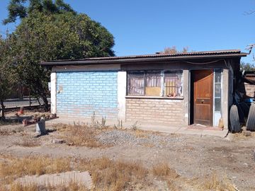 VENTA DE TERRENO URBANISADO, LOS ANDES, CALLE LAS LILLAS, 1.600MTRS, $180.000.000
