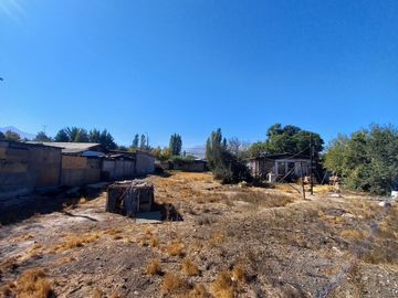 VENTA DE TERRENO URBANISADO, LOS ANDES, CALLE LAS LILLAS, 1.600MTRS, $180.000.000