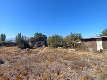 VENTA DE TERRENO URBANISADO, LOS ANDES, CALLE LAS LILLAS, 1.600MTRS, $180.000.000
